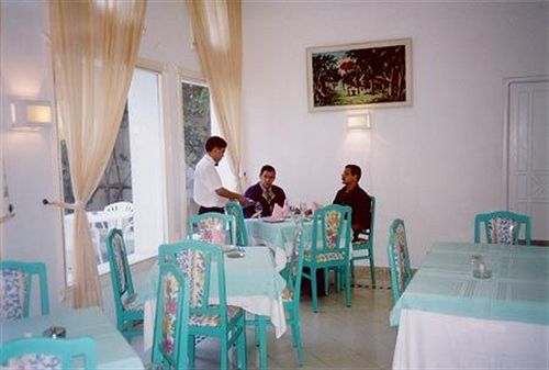 Hotel Mezri モナスティル エクステリア 写真